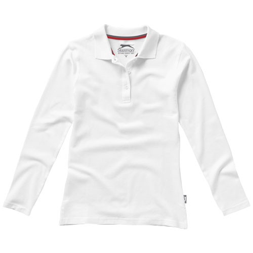Polo femme manches longues : un incontournable de la garde-robe.